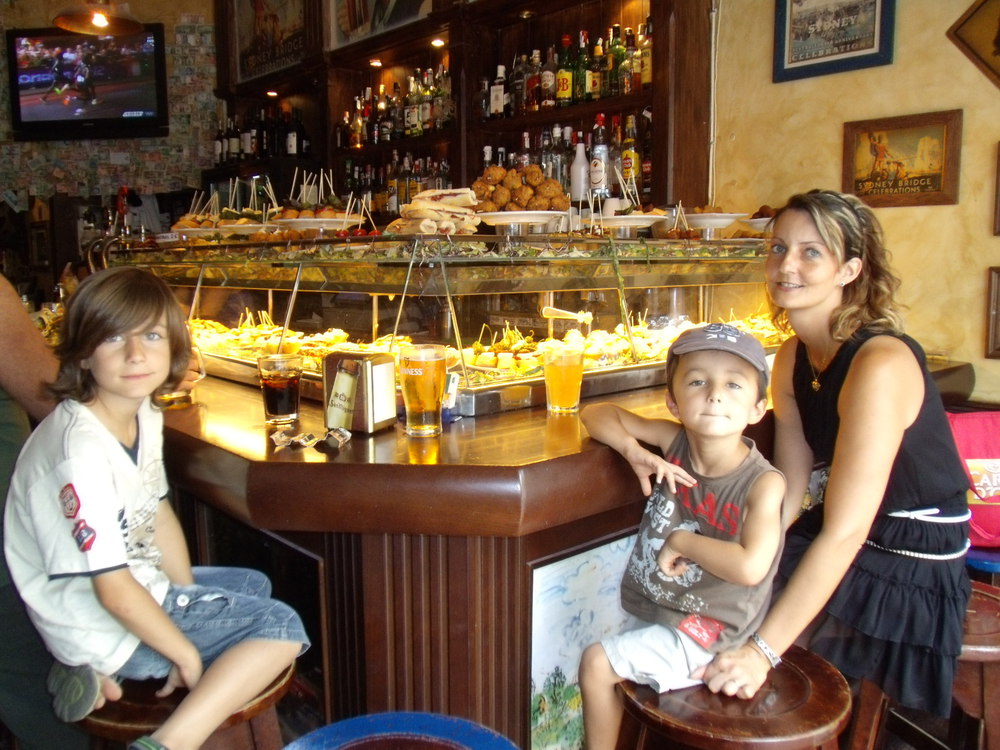 Ma femme et mes 2 fils à Barcelone en 2012