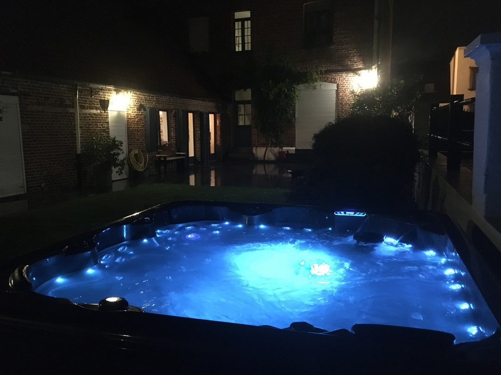 jacuzzi 6 places