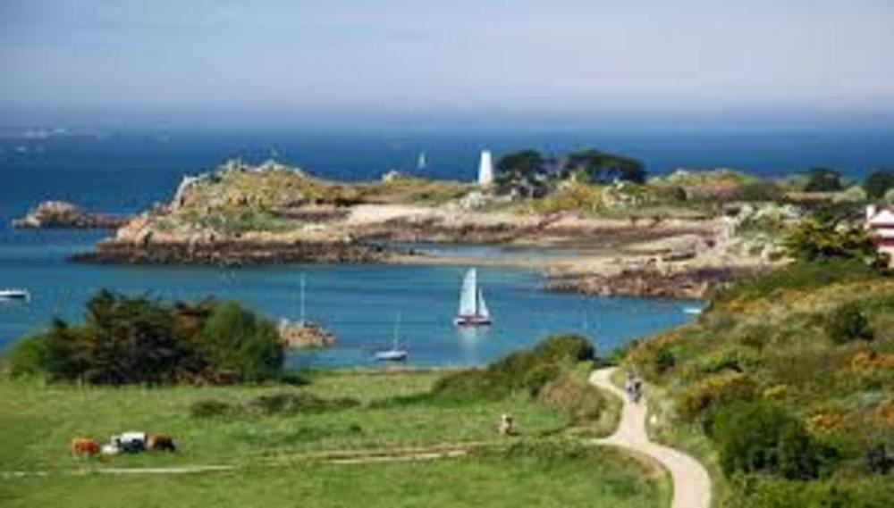 Ile de Bréhat (bateau à 30 minutes) 