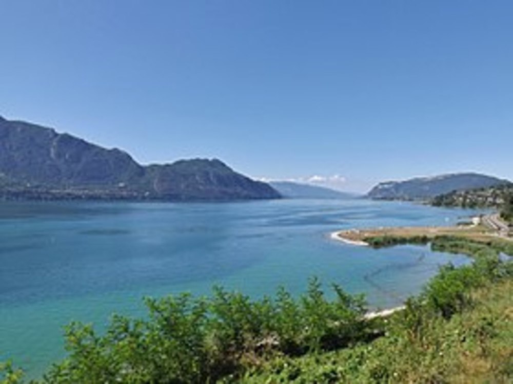 Lac du Bourget à environ 15 km 