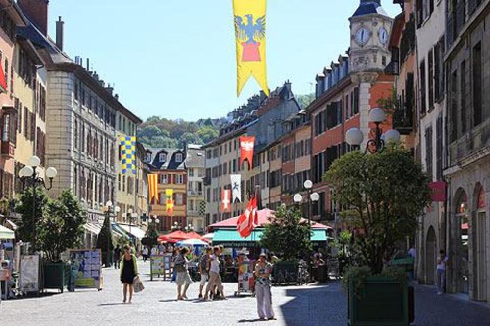 Place Saint Léger à CHAMBERY 