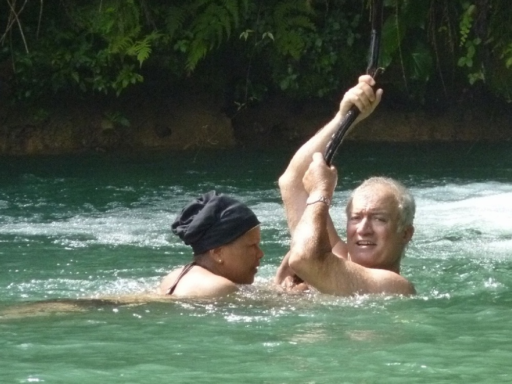 dans la rivière Cuba