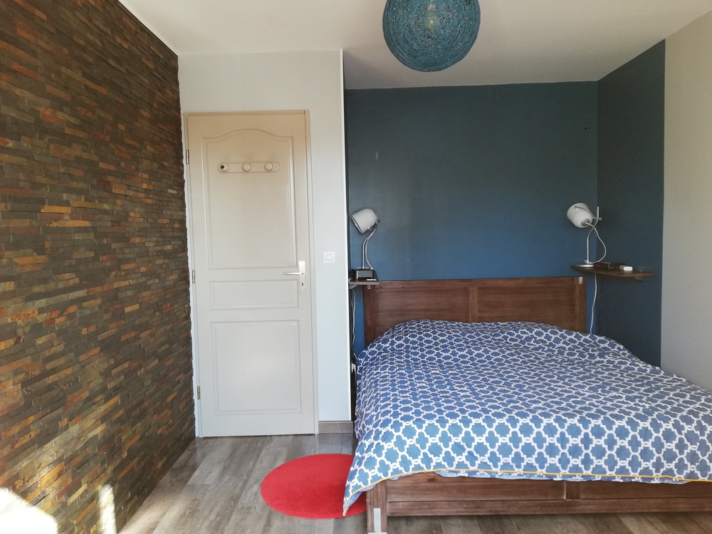 la chambre du rez de chaussée