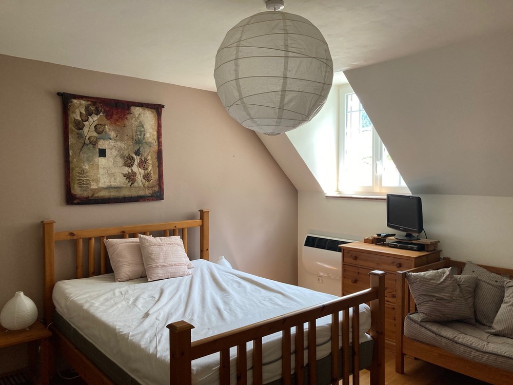 une chambre à l'étage
