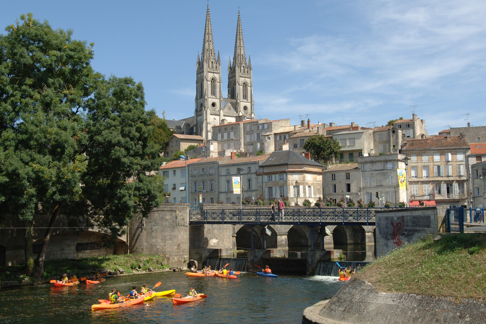 Ville de Niort, un centre ville très agréable avec les bords de Sèvre
