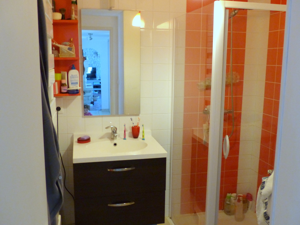 salle d'eau au rez de chaussée