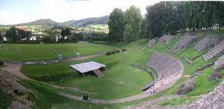 Théâtre d'Autun 30 kms de la maison