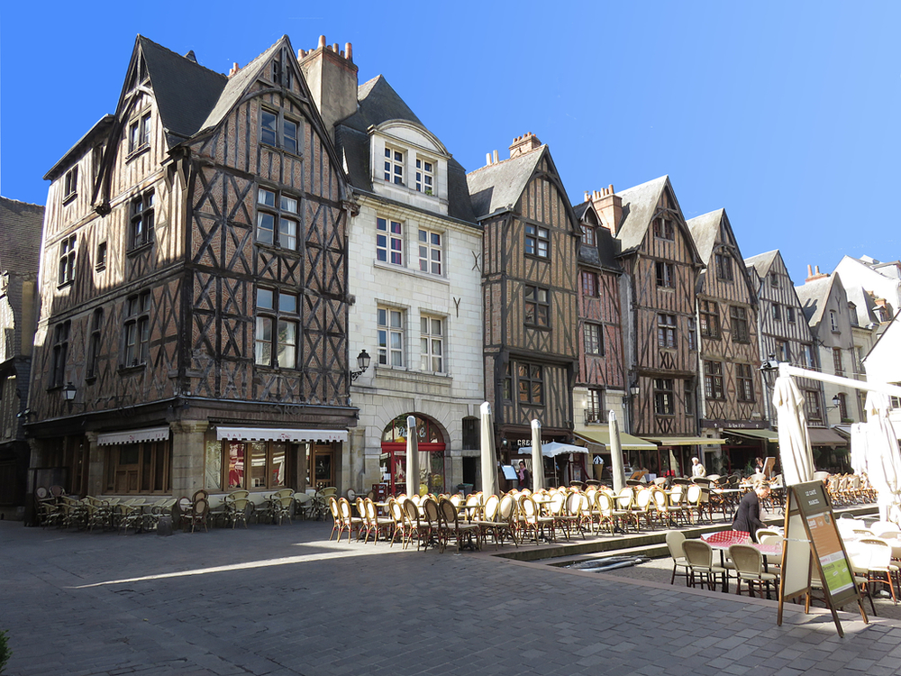 Tours, place Plumereau