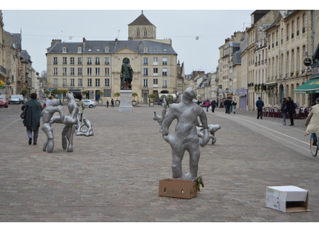 Place Saint- Sauveur, Caen. 
