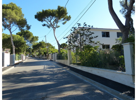 notre rue, calme mas proche de tout