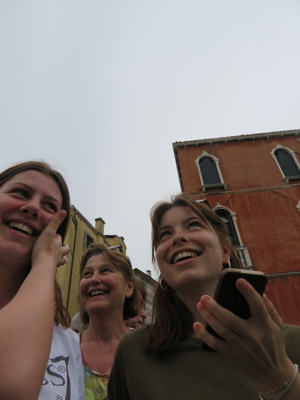 Echange vécu à 3 à Venise mai 18