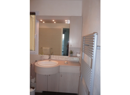 salle de bain du bas