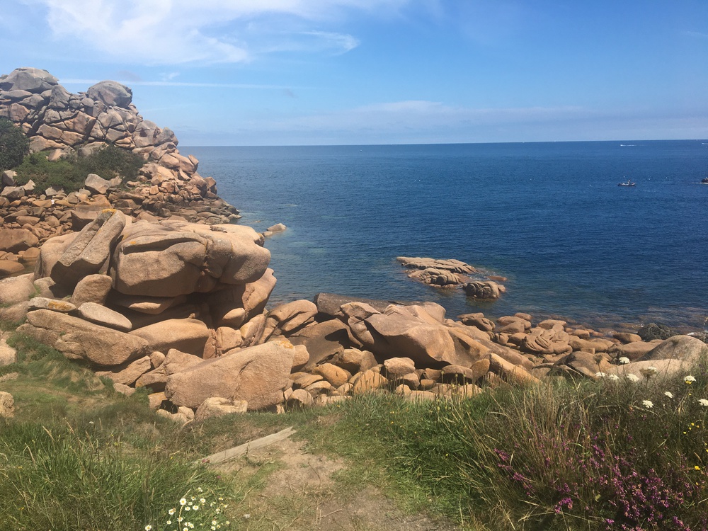 Côte de Granit Rose à 45 min