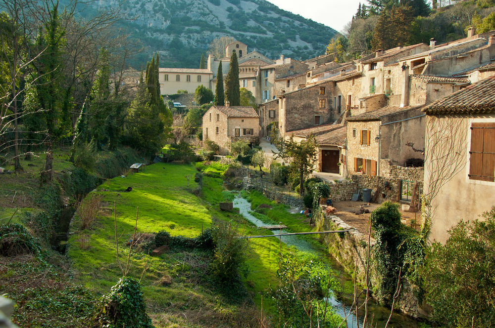 Village médiéval de Saint Guilhem le Désert 