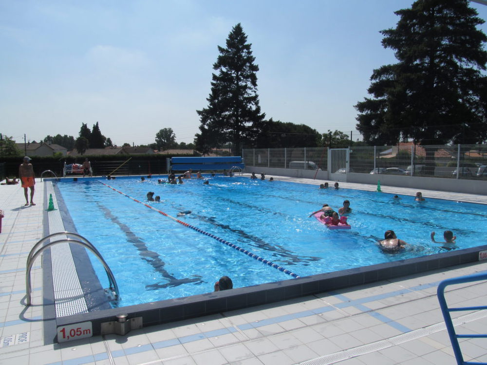 Piscine à 3km de la maison