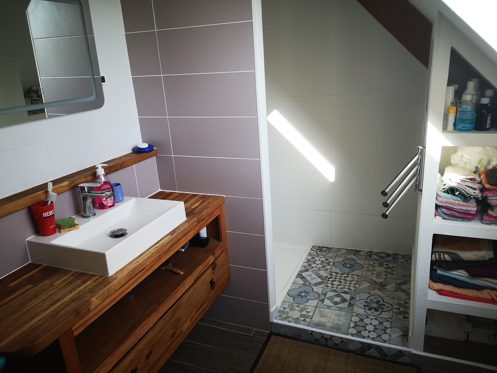 Salle du bain de l'étage