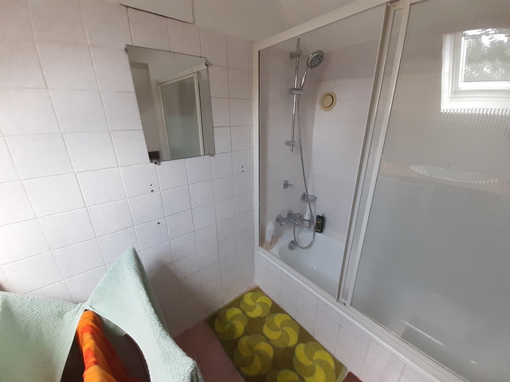 salle de bain côté baignoire