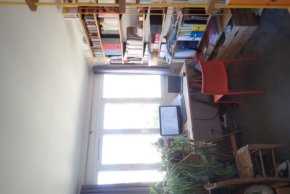 bureau (peut servir de troisième chambre)
