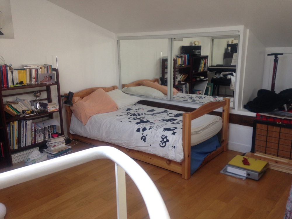 Another teen-ager's room under the roof.