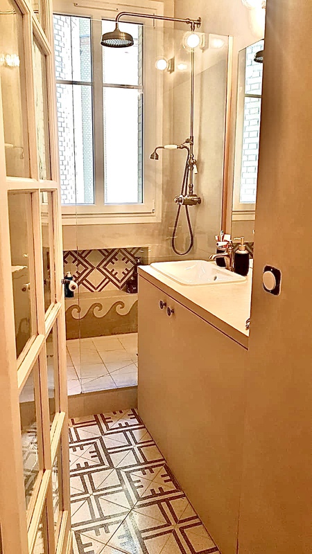 Salle de bains et toilettes 