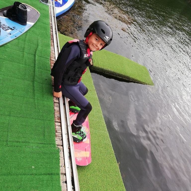 Wake board 