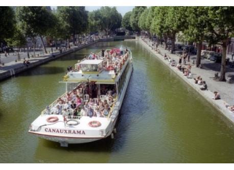 péniche pique-nique et loisirs sur le Canal Saint-Martin