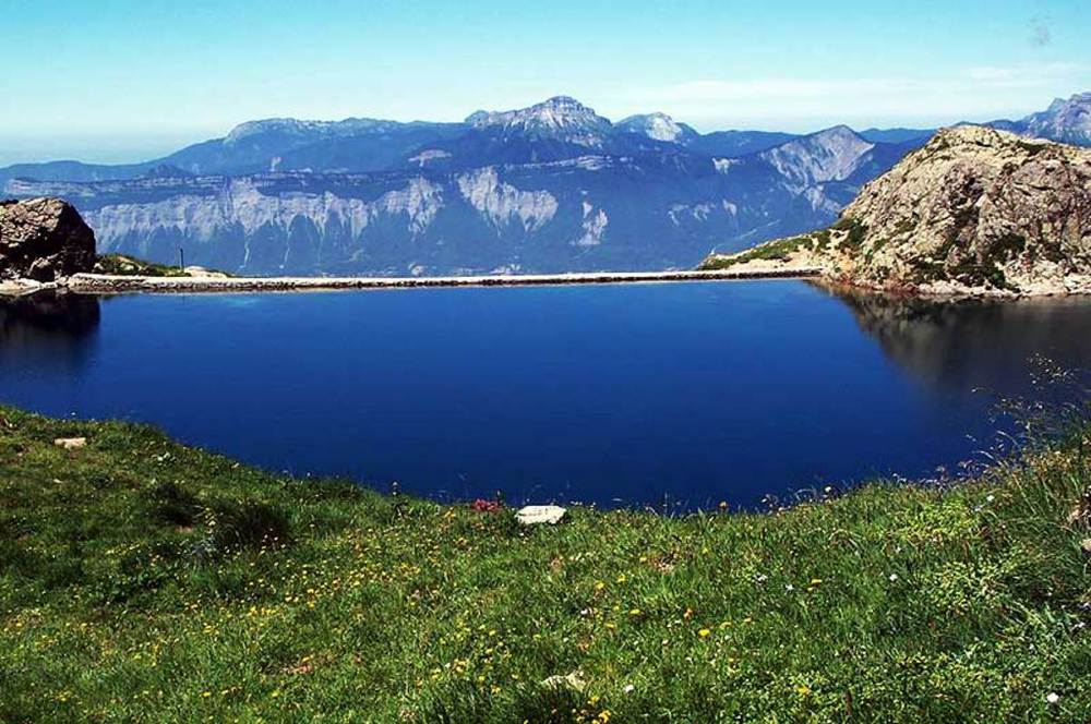 le lac du Crozet à environ 90mn de Freydières